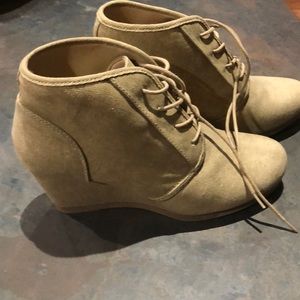 American Eagle Canvas wedge ankle bootie